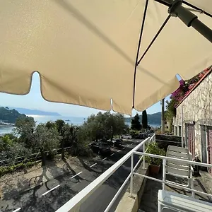 https://monolocale-baia-dei-delfini.hotelitalianriviera.com